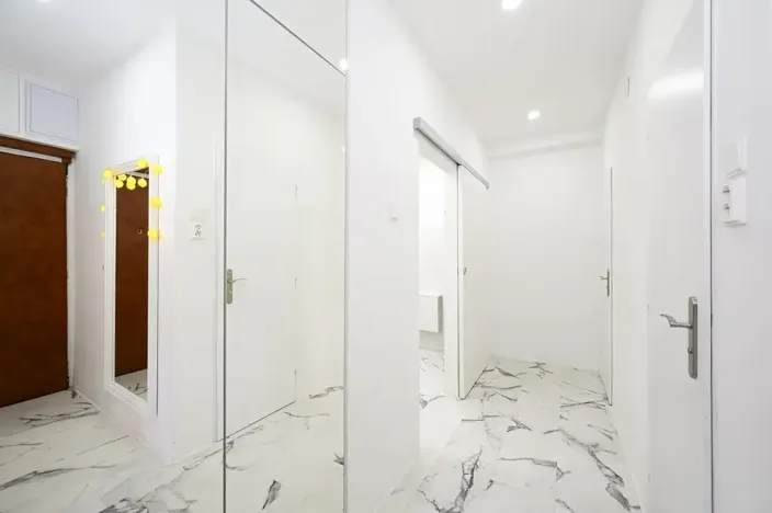 Pronájem bytu 2+1, Praha - Žižkov, Křivá, 50 m2