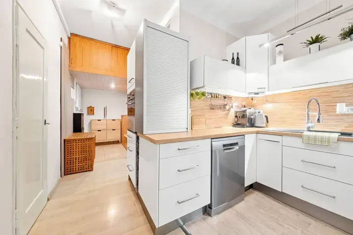 Prodej bytu 3+1, Praha - Holešovice, Letohradská, 77 m2