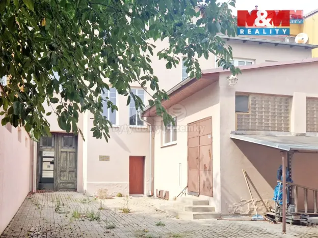 Pronájem skladu, Chomutov, Vršovců, 80 m2