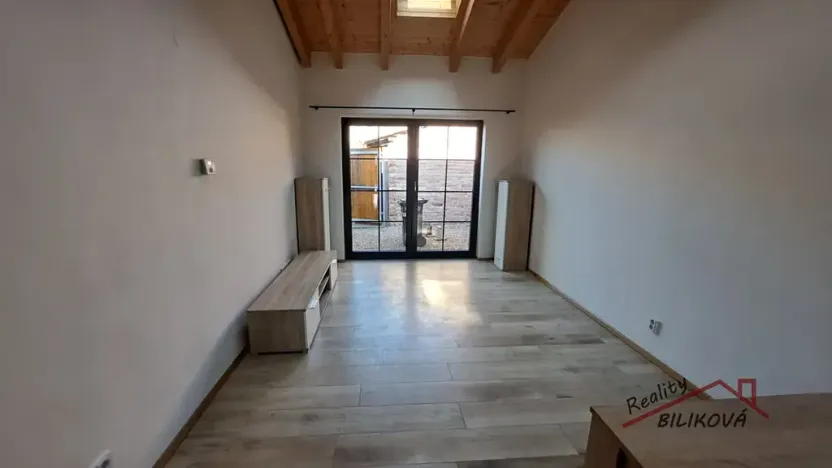 Pronájem atypického bytu, Brandýs nad Labem-Stará Boleslav, Dr. Jánského, 44 m2