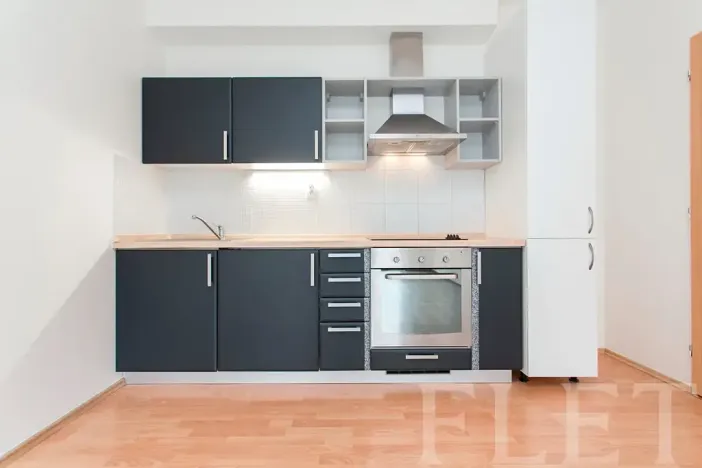 Pronájem bytu 2+kk, Praha - Vysočany, Pod Harfou, 48 m2