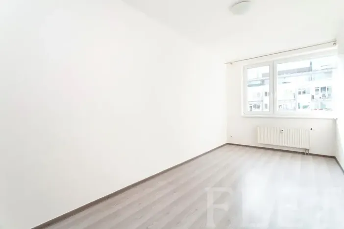 Pronájem bytu 2+kk, Praha - Vysočany, Pod Harfou, 48 m2