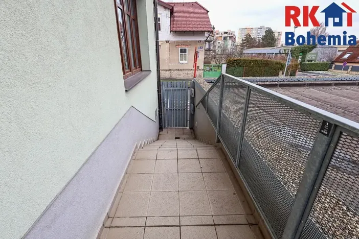 Pronájem bytu 4+1, Praha - Žižkov, Na Jarově, 122 m2