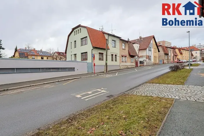 Pronájem bytu 4+1, Praha - Žižkov, Na Jarově, 122 m2