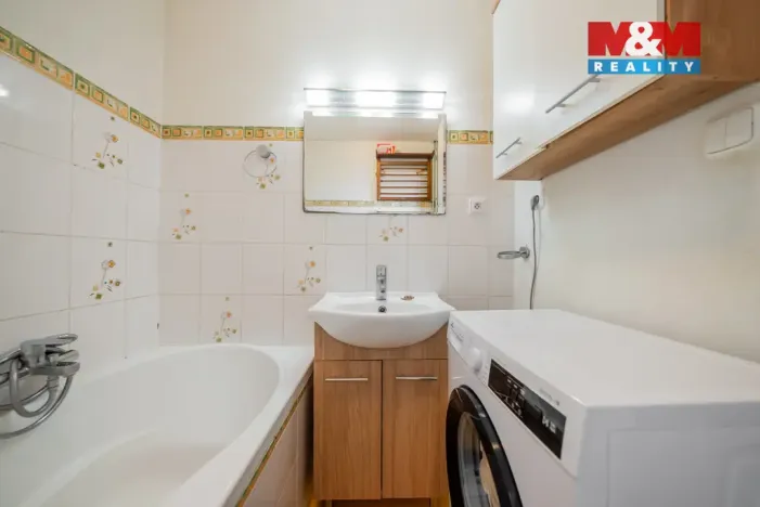 Prodej bytu 3+1, Práče, 75 m2