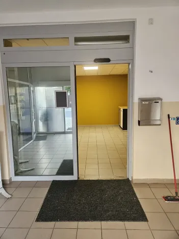 Pronájem kanceláře, Průhonice, Říčanská, 120 m2