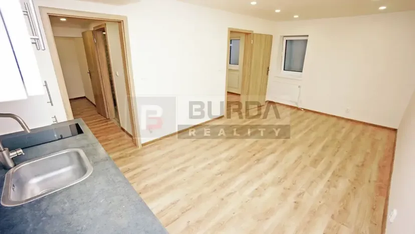 Pronájem bytu 2+kk, Neratovice, 35 m2