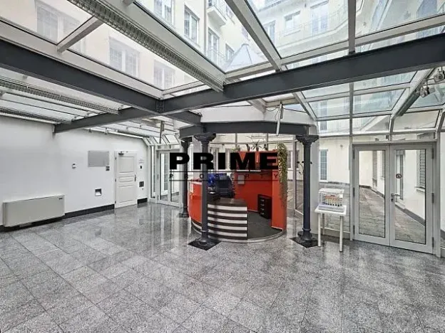 Pronájem kanceláře, Praha - Nové Město, Soukenická, 246 m2