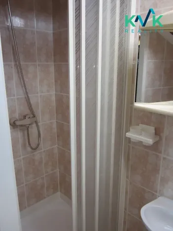 Pronájem bytu 3+1, Karlovy Vary, Jáchymovská, 90 m2