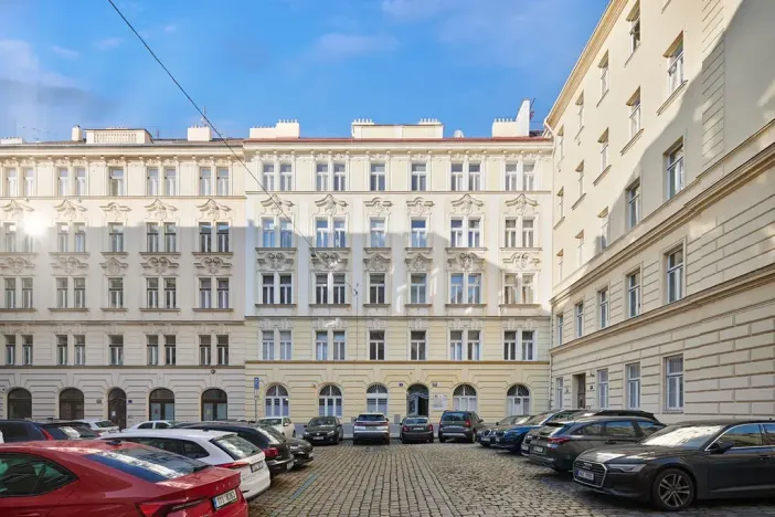 Prodej bytu 2+kk, Praha - Nové Město, Malá Štěpánská, 77 m2