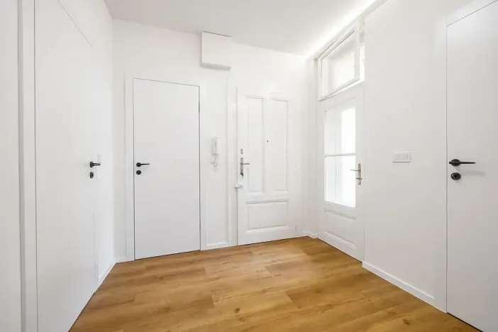 Prodej bytu 3+kk, Praha - Holešovice, Řezáčovo náměstí, 95 m2