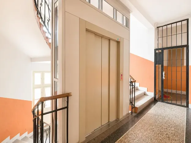 Prodej ubytování, Praha - Smíchov, Vltavská, 57 m2