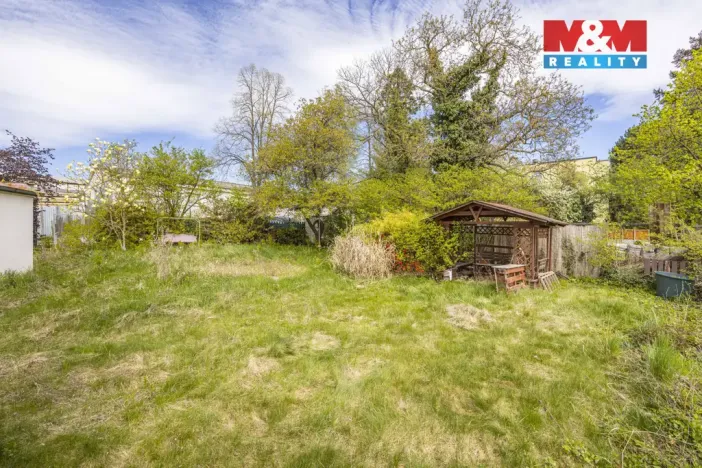 Prodej zahrady, Praha - Uhříněves, 345 m2