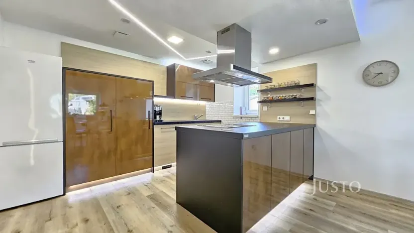 Prodej rodinného domu, Písek, Nová, 276 m2