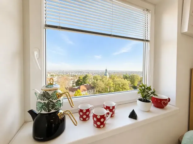 Pronájem bytu 1+kk, Praha - Prosek, Litoměřická, 28 m2