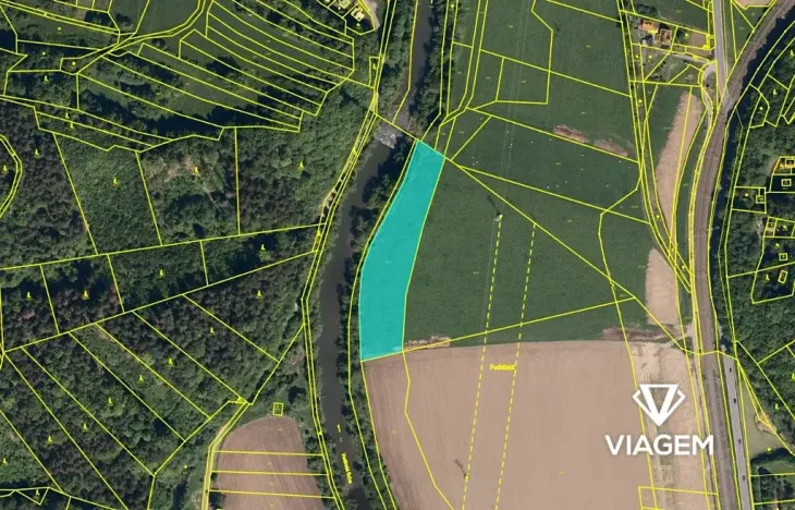 Prodej podílu pole, Pržno, 7352 m2