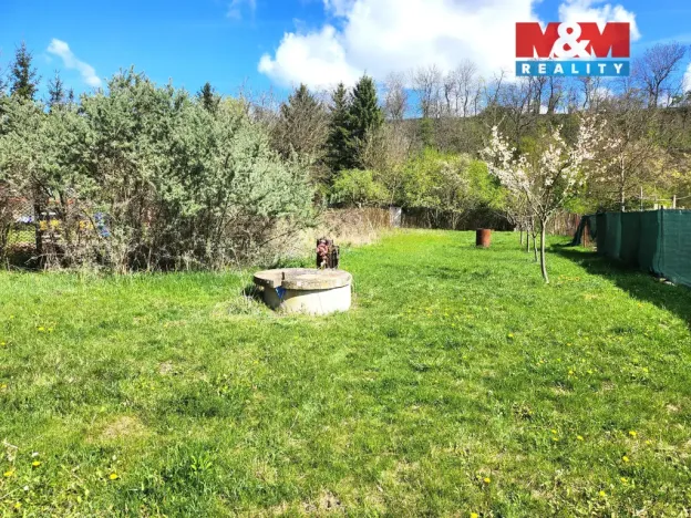 Prodej zahrady, Louny, 1029 m2