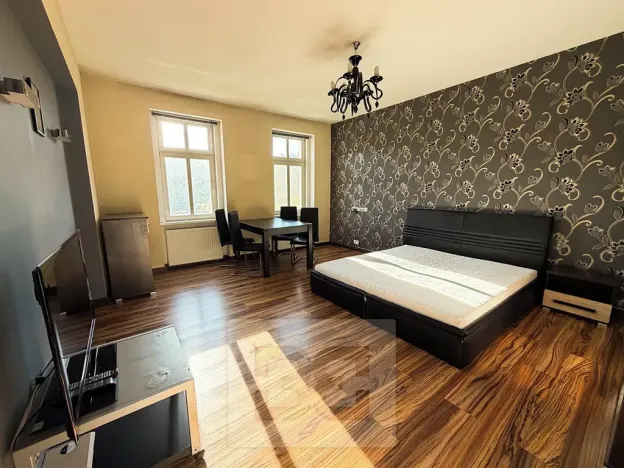 Pronájem bytu 2+1, Karlovy Vary, Nebozízek, 47 m2