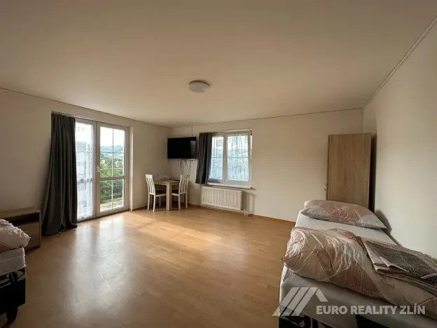 Pronájem rodinného domu, Zádveřice-Raková, 230 m2