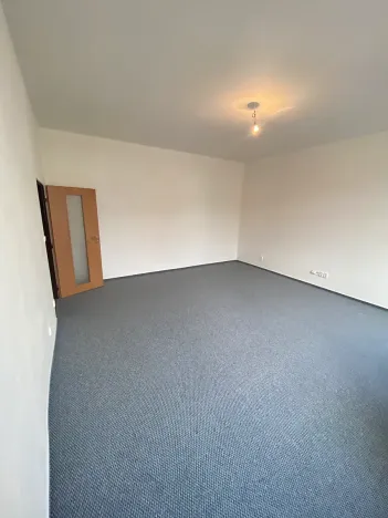 Pronájem bytu 3+1, Praha - Radotín, Horymírovo náměstí, 94 m2