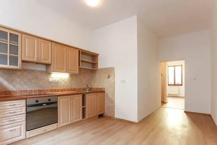 Pronájem bytu 2+kk, České Budějovice, Otakarova, 38 m2
