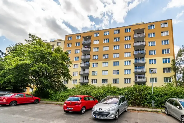 Pronájem bytu 2+kk, Praha - Kamýk, Zárubova, 39 m2