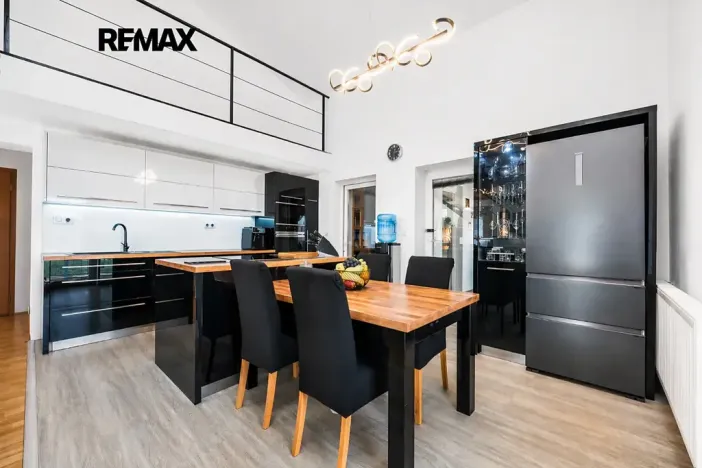 Prodej rodinného domu, Jabloňov, 154 m2