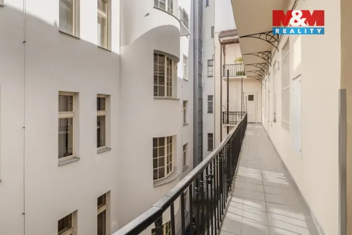 Pronájem bytu 2+1, Praha - Nové Město, Růžová, 60 m2