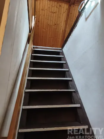 Prodej rodinného domu, Tuhaň, 350 m2