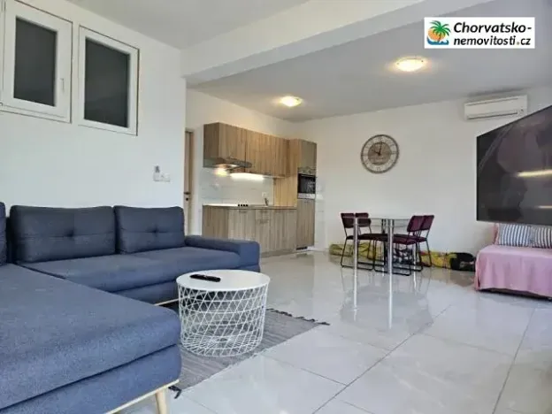 Prodej bytu 2+1, Dramalj, Chorvatsko, 40 m2