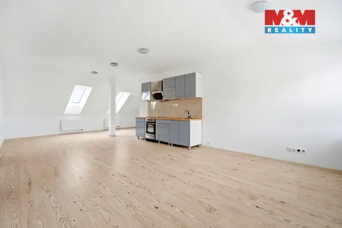 Pronájem bytu 3+kk, Liberec - Liberec II-Nové Město, Chrastavská, 96 m2