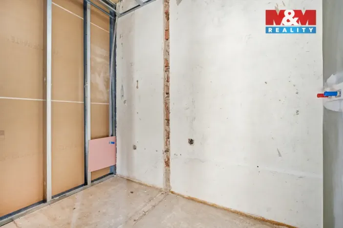 Prodej činžovního domu, Chomutov, Beethovenova, 1800 m2