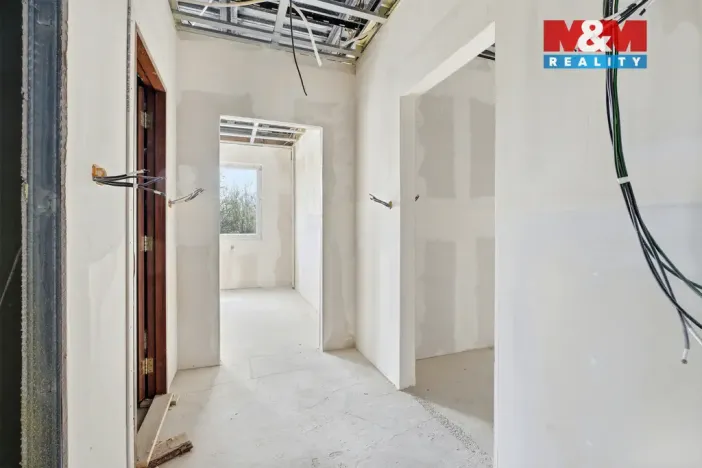 Prodej činžovního domu, Chomutov, Beethovenova, 1800 m2