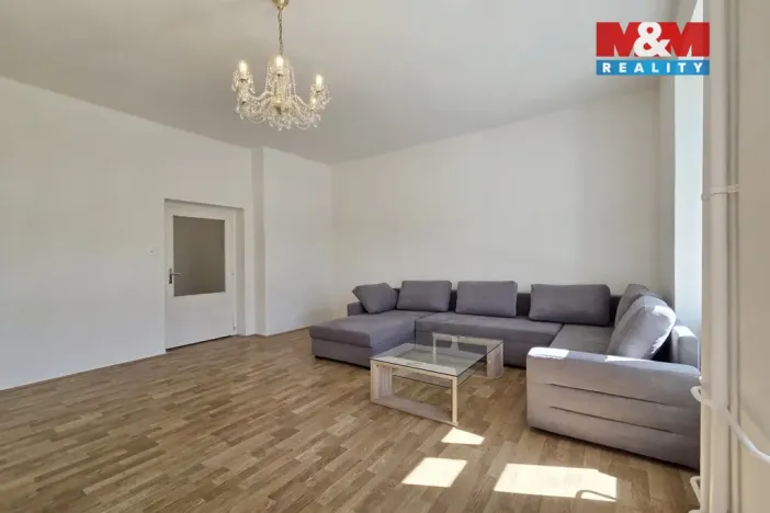 Pronájem bytu 3+1, Karlovy Vary, I. P. Pavlova, 80 m2