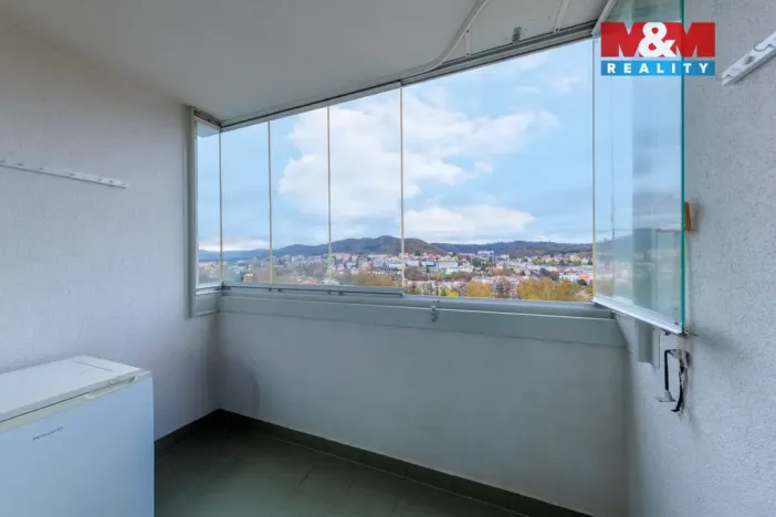 Prodej bytu 2+1, Karlovy Vary - Bohatice, Ostrovská, 68 m2