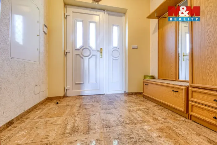 Prodej rodinného domu, Plzeň, Do Luk, 260 m2