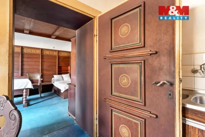 Prodej bytu 2+1, Hejnice, 72 m2