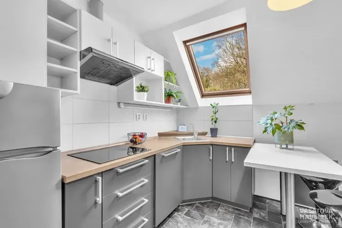 Prodej rodinného domu, Vysoká nad Labem, 280 m2