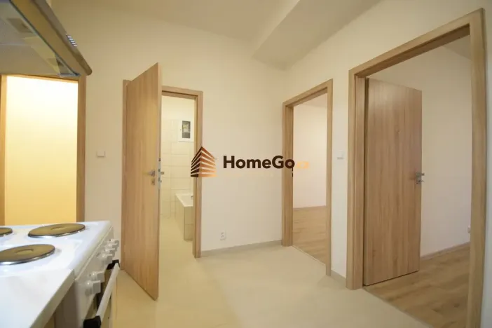 Pronájem bytu 2+1, Praha - Nusle, Lounských, 60 m2