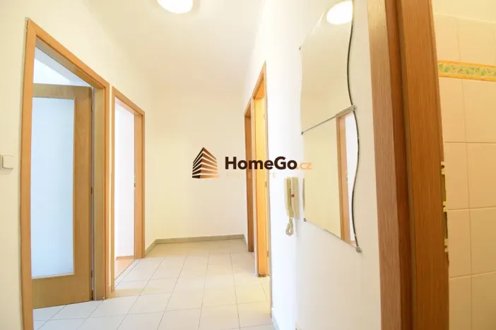 Pronájem bytu 1+kk, Praha - Troja, K Haltýři, 52 m2