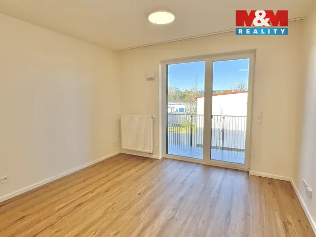 Pronájem bytu 1+kk, Kladno - Dubí, Ke křížku, 28 m2