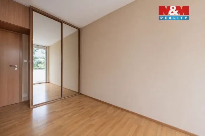 Pronájem bytu 3+kk, Praha - Hlubočepy, Renoirova, 72 m2