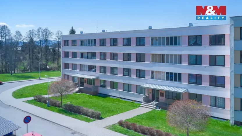 Prodej bytu 3+1, Broumov - Olivětín, Dukelská, 53 m2