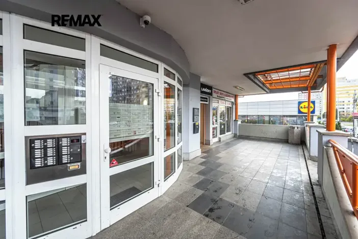 Pronájem bytu 2+kk, Praha - Řepy, Makovského, 45 m2