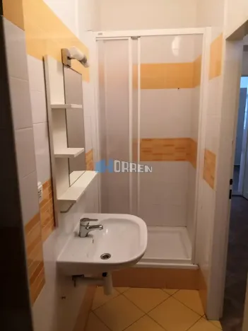 Pronájem bytu 2+1, Praha - Libeň, Sokolovská, 58 m2