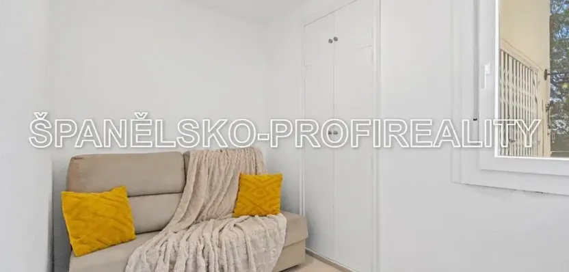 Prodej bytu 3+kk, Alicante, Španělsko, 63 m2