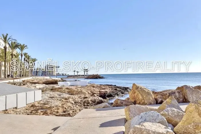 Prodej bytu 3+kk, Alicante, Španělsko, 55 m2