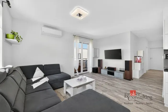 Prodej bytu 4+kk, Vochov, 80 m2