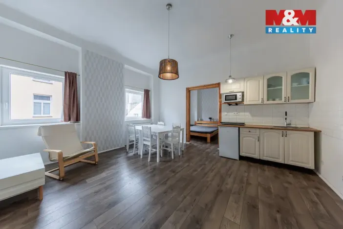 Prodej činžovního domu, Hroznětín, Mlýnská, 327 m2