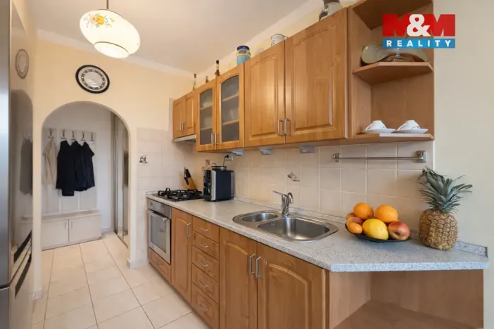 Prodej bytu 3+1, Praha - Horní Měcholupy, Parmská, 72 m2